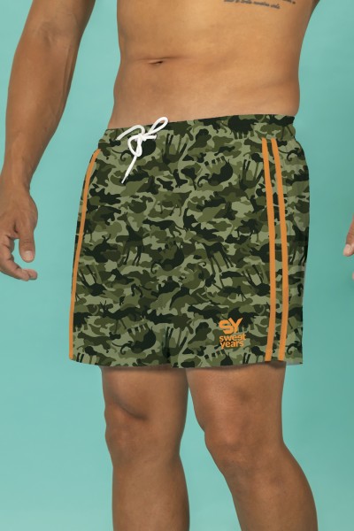 Boxer da mare da uomo fantasia camouflage con coulisse e bande laterali in contrasto Sweet Years.
